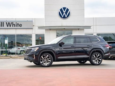 New 2026 Volkswagen Atlas SEL Premium R-Line image 1