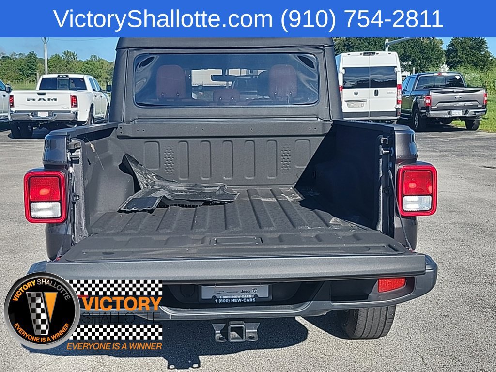 Certified 2023 Jeep Gladiator Overland w/ Cold Weather Group AWD/4WD image 28
