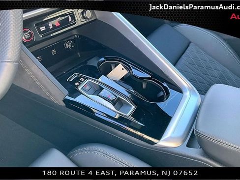 New 2025 Audi SQ5 Premium Plus image 8