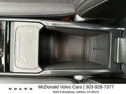 Certified 2024 Volvo XC40 B5 Plus w/ Protection Package Premier AWD/4WD image 21