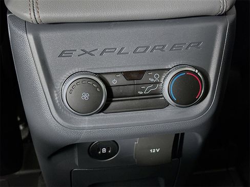 New 2026 Ford Explorer Active w/ Active Comfort Package image 25