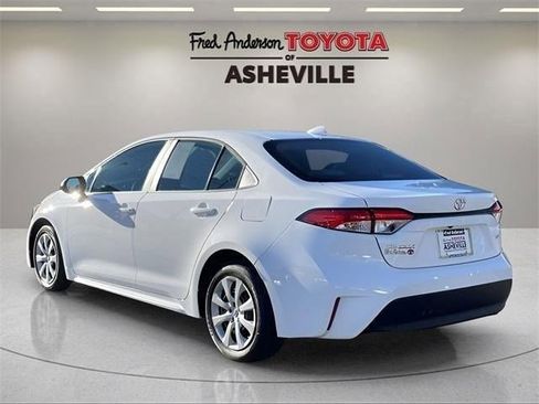 Used 2023 Toyota Corolla LE image 34
