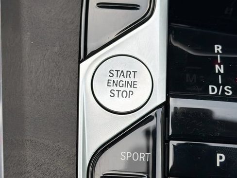 Used 2024 BMW X5 xDrive40i w/ Premium Package AWD/4WD image 37