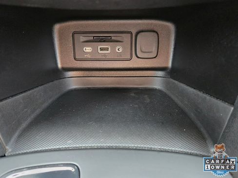 Used 2022 Chevrolet Equinox RS w/ RS Leather Package FWD image 35