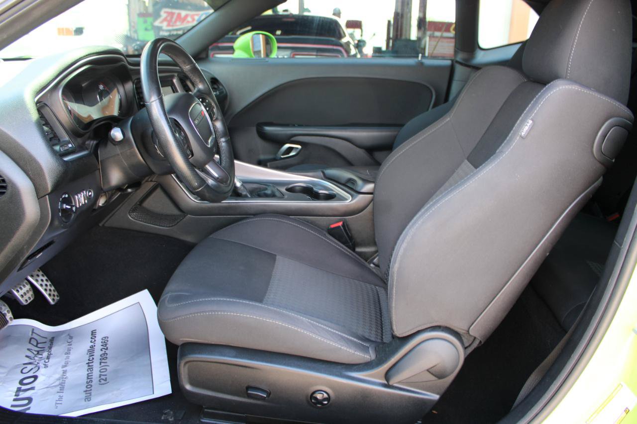 Used 2019 Dodge Challenger R/T w/ Blacktop Package RWD image 16