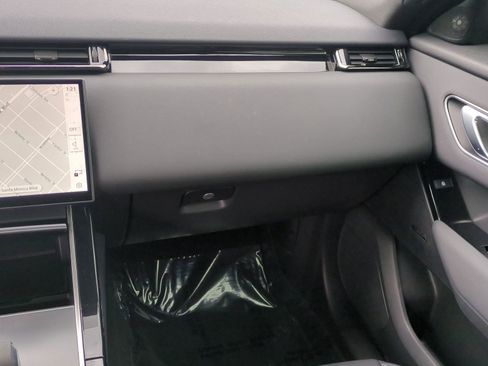 Used 2024 Land Rover Range Rover Velar Dynamic SE image 28