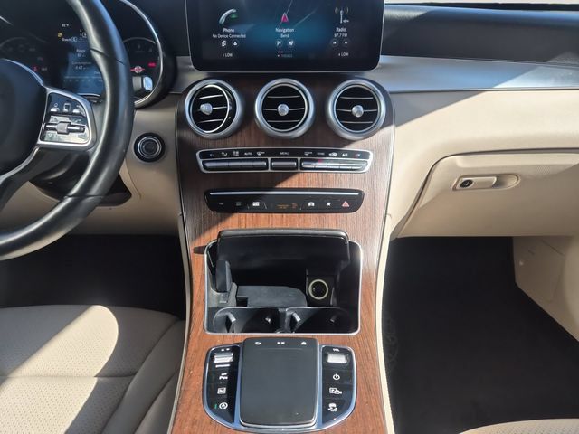 Used 2020 Mercedes-Benz GLC 300 4MATIC image 11
