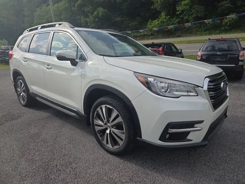 Used 2020 Subaru Ascent Limited w/ Technology Package AWD/4WD image 3