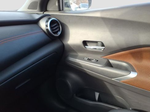 Used 2023 Nissan Kicks SR w/ Interior Electronics Package image 20