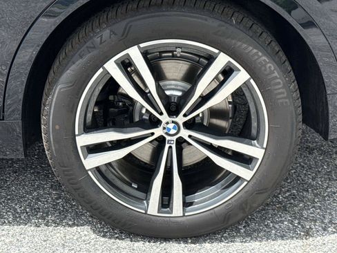 New 2026 BMW X7 xDrive40i w/ Executive Package AWD/4WD image 12