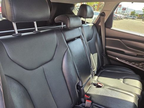 Used 2019 Hyundai Santa Fe Limited FWD image 9