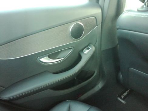 Used 2019 Mercedes-Benz C 300 4MATIC Sedan w/ Premium Package image 32