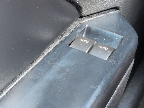 Used 2014 Ford Mustang Coupe image 19