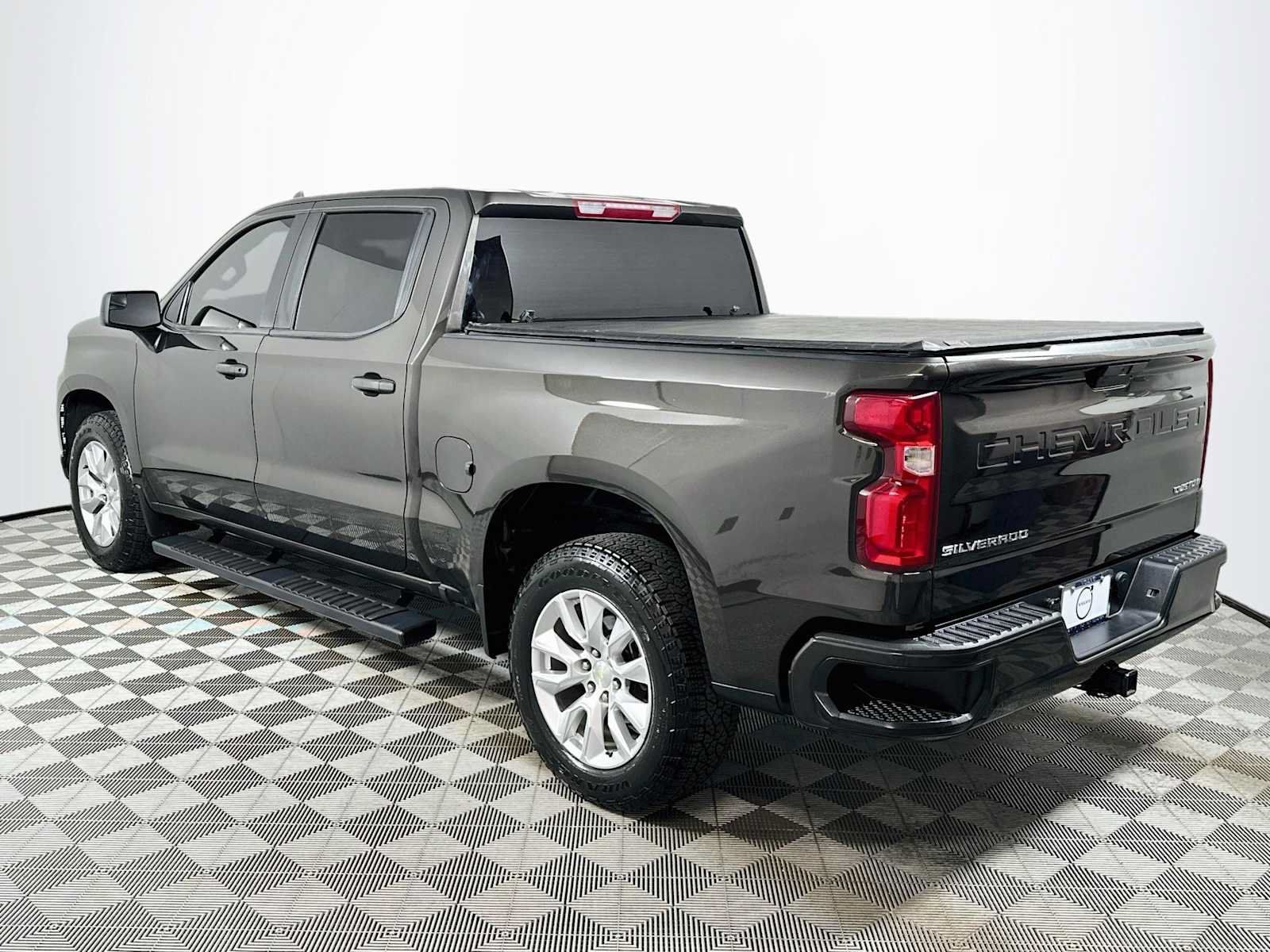 Used 2021 Chevrolet Silverado 1500 Custom RWD image 5