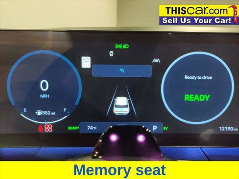 Used 2025 Hyundai Santa Fe Calligraphy FWD image 17