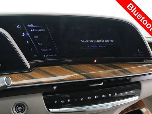 Used 2024 Cadillac Escalade Sport Platinum w/ LPO, ONYX Package AWD/4WD image 27