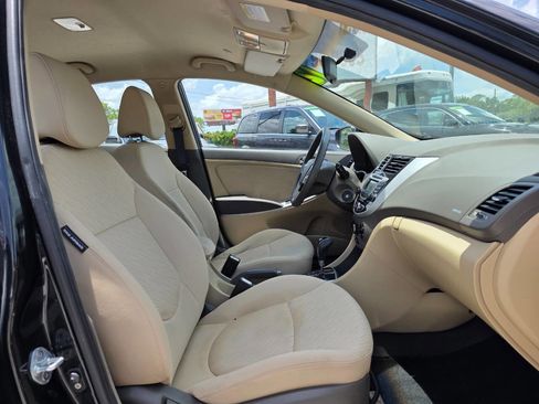 Used 2012 Hyundai Accent GLS w/ Premium Pkg 3 FWD image 12