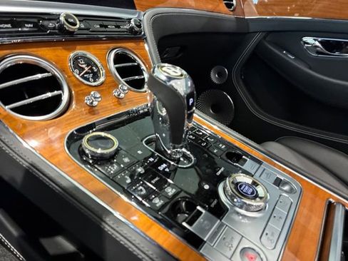 Used 2020 Bentley Continental GT AWD/4WD image 33