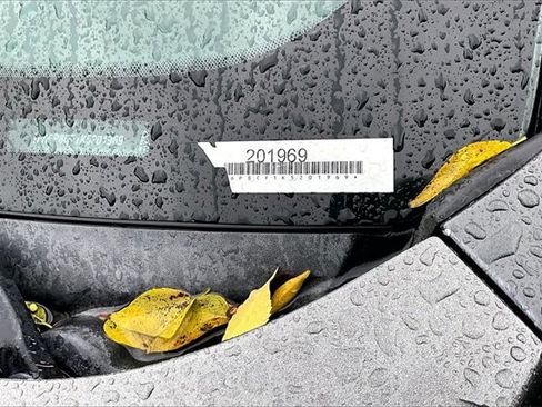 Used 2019 Ford Mustang GT w/ Equipment Group 301A image 5