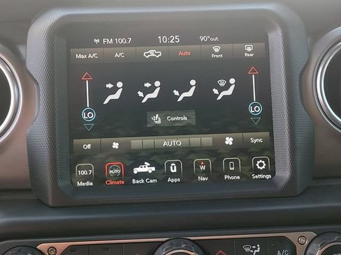 Used 2020 Jeep Gladiator Rubicon AWD/4WD image 14