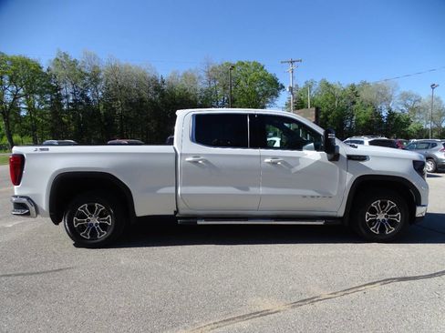 Used 2023 GMC Sierra 1500 4x4 Crew Cab SLE w/ X31 Off-Road Package image 51
