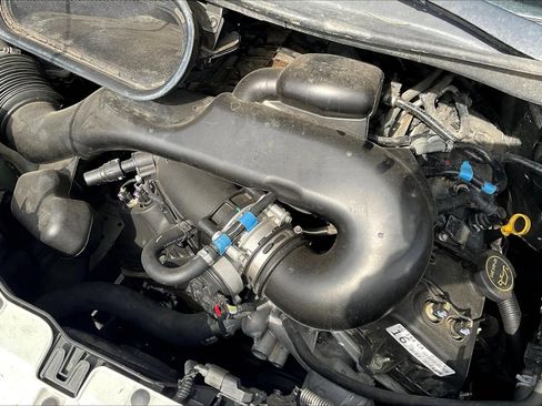 Used 2016 Ford Transit 250 130 Low Roof w/ Exterior Upgrade Package image 31