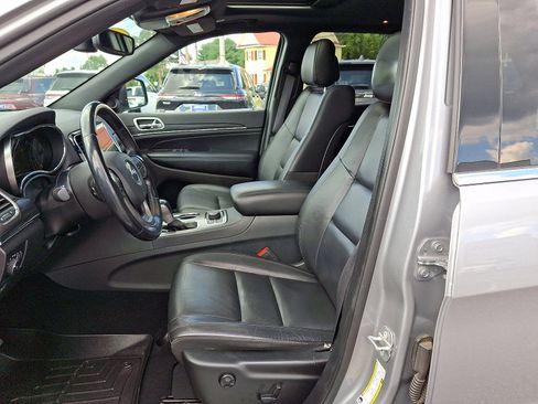Used 2020 Jeep Grand Cherokee Limited image 13