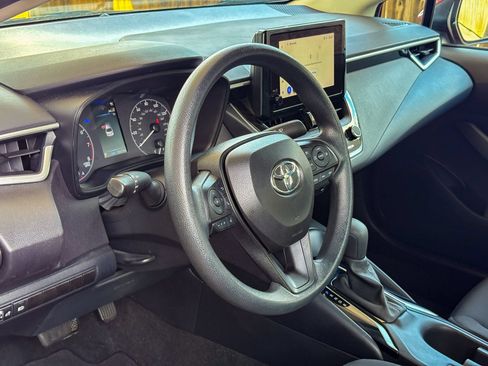 Used 2024 Toyota Corolla LE FWD image 22