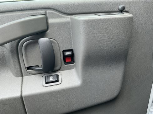 New 2025 Chevrolet Express 2500 w/ Driver Convenience Package RWD image 10