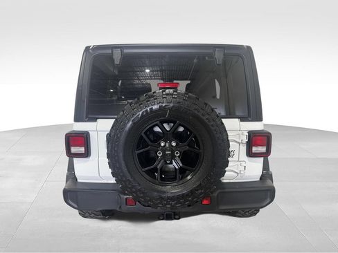Used 2025 Jeep Wrangler Unlimited Sport AWD/4WD image 27