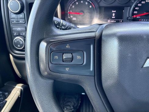 Used 2020 Chevrolet Silverado 1500 Custom w/ Custom Convenience Package AWD/4WD image 21