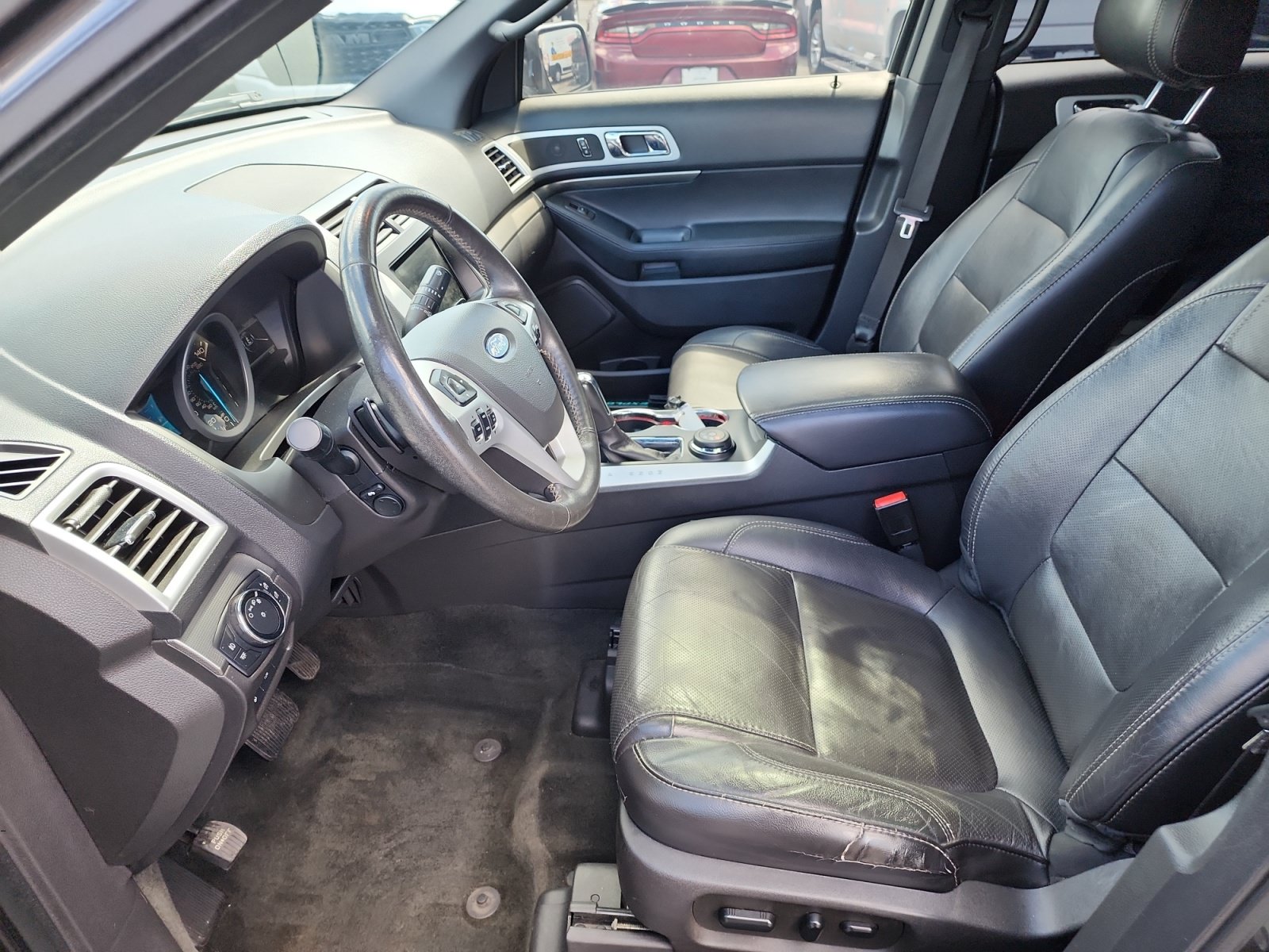 Used 2015 Ford Explorer Sport w/ Equipment Group 401A AWD/4WD image 12