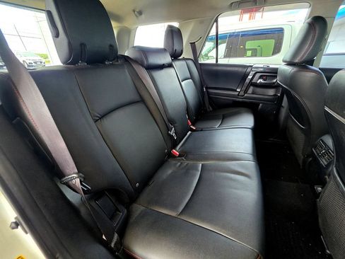 Used 2021 Toyota 4Runner TRD Off-Road Premium w/ Moonroof Package AWD/4WD image 61