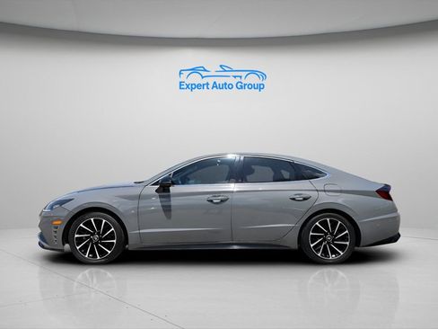 Used 2020 Hyundai Sonata SEL Plus w/ Tech Package FWD image 2
