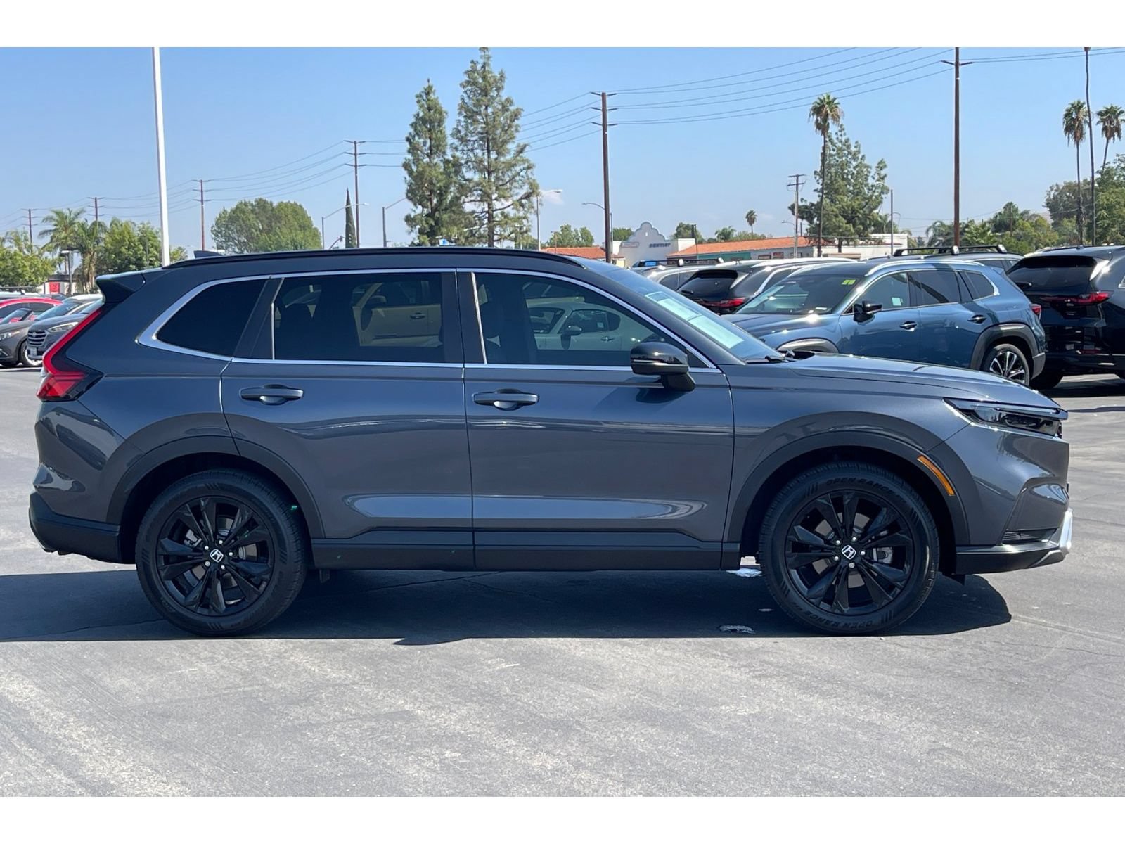 Used 2024 Honda CR-V Sport Touring image 7