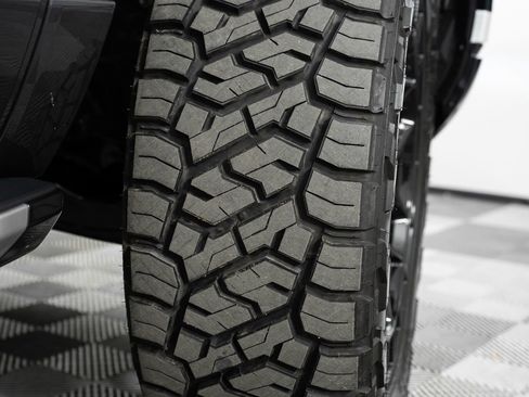 Used 2025 Lexus GX 550 image 41