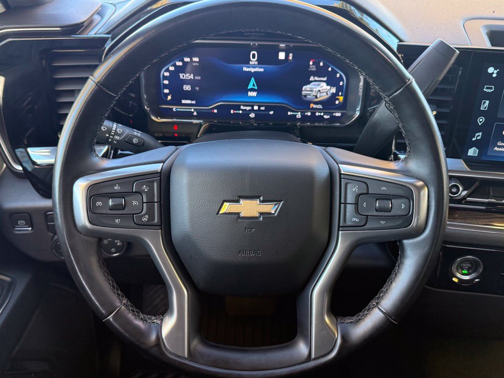 Used 2023 Chevrolet Silverado 1500 LT AWD/4WD image 16
