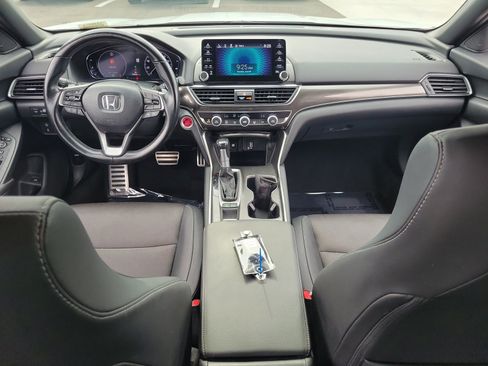 Used 2020 Honda Accord Sport image 28