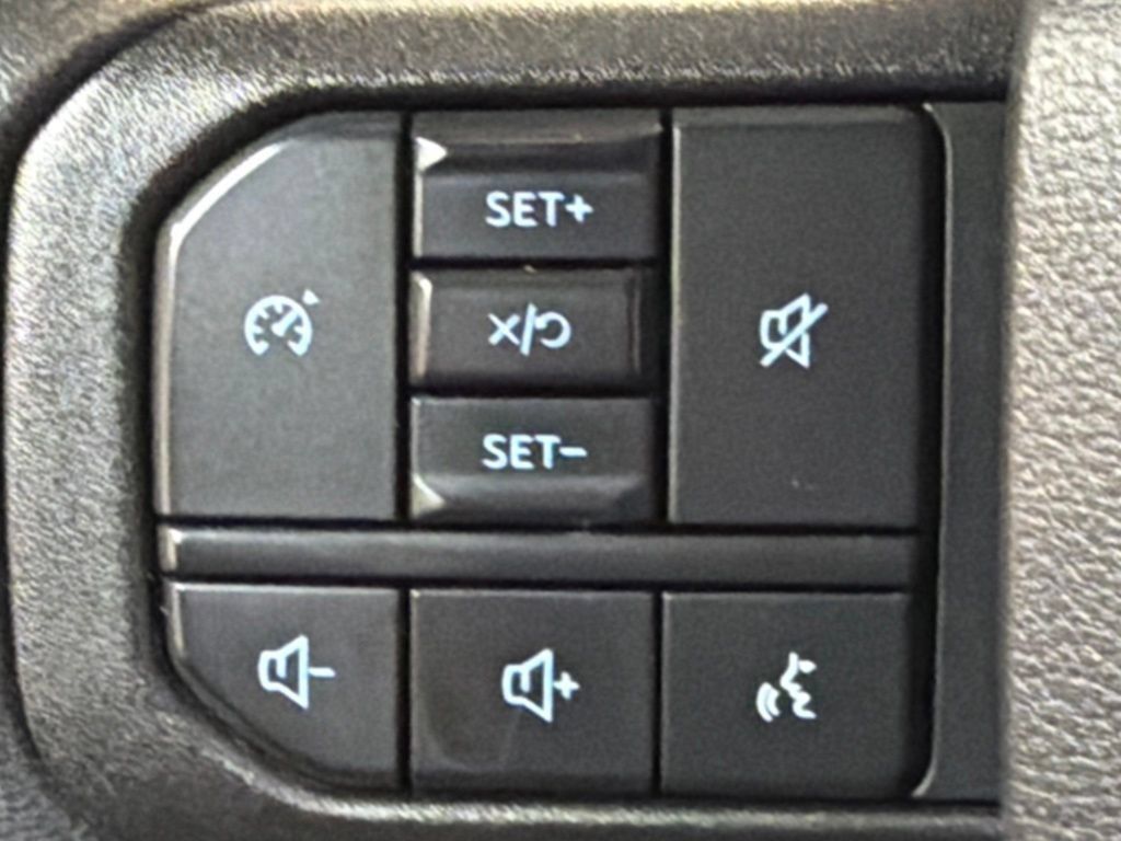 Used 2024 Ford F250 XLT w/ FX4 Off-Road Package AWD/4WD image 20