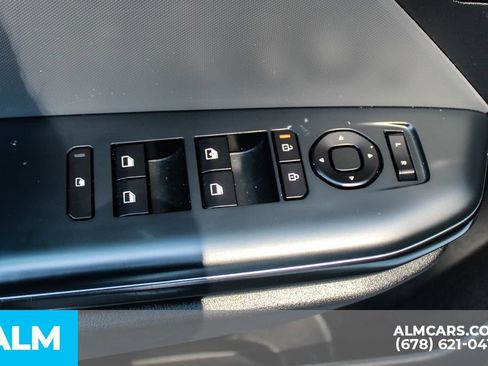Used 2025 Kia K4 FWD image 38