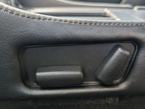 Used 2005 Aston Martin DB9 Volante image 37