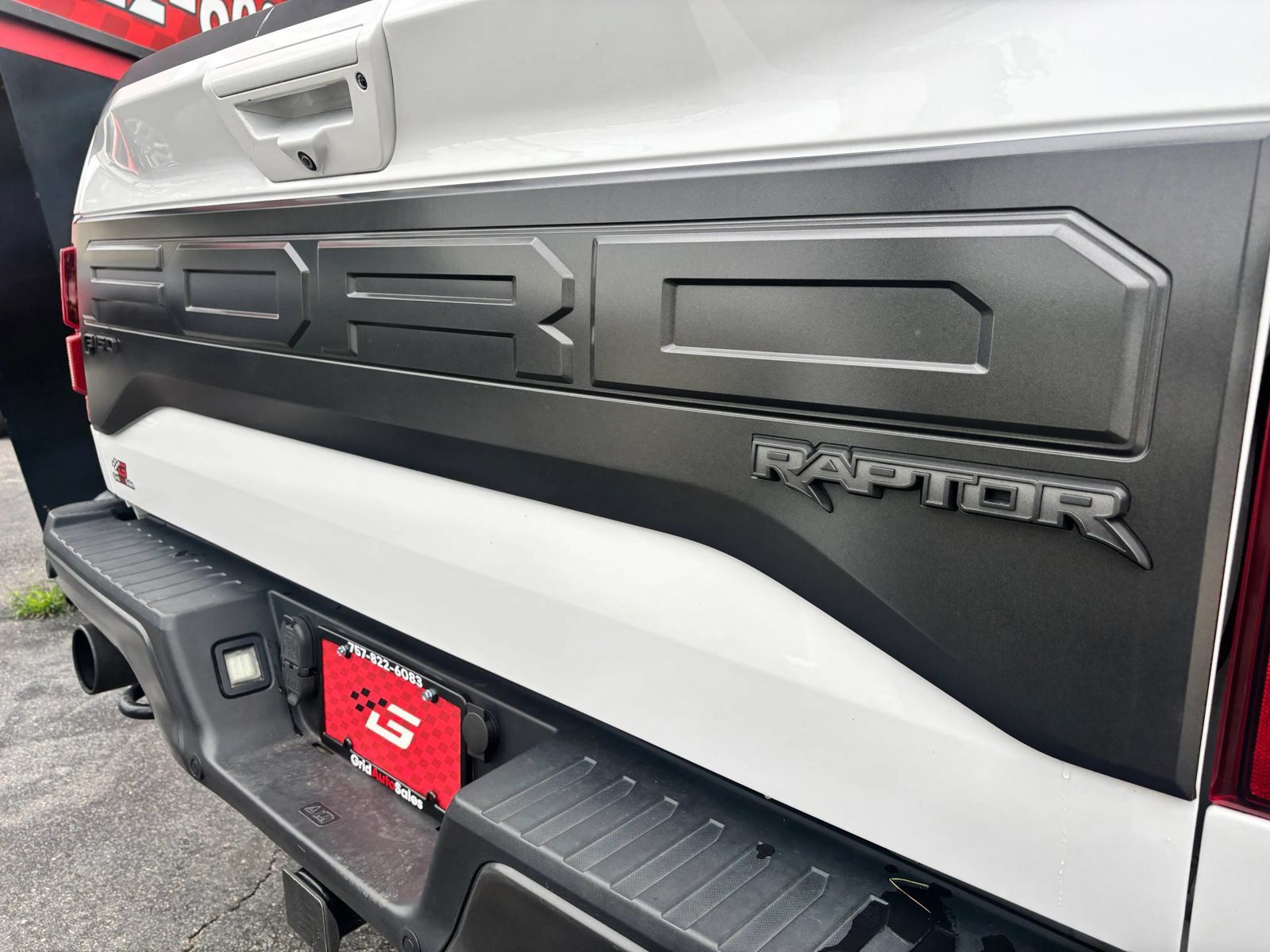 Used 2018 Ford F150 Raptor w/ Equipment Group 802A Luxury AWD/4WD image 14