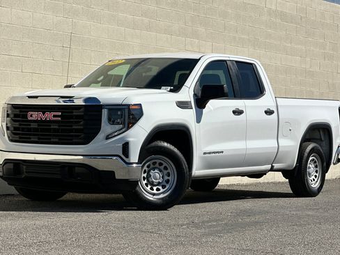 Certified 2022 GMC Sierra 1500 Pro w/ Pro Value Package image 8
