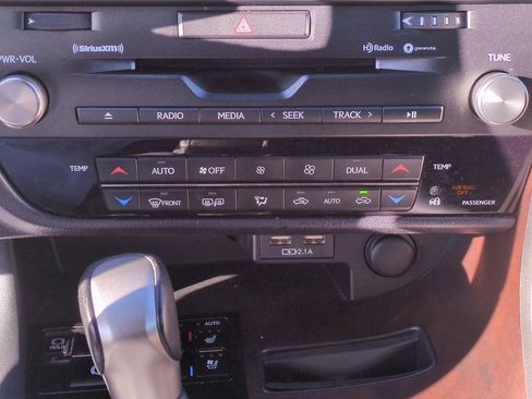 Used 2020 Lexus RX 350 FWD w/ Premium Package image 27