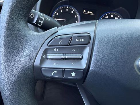 Used 2022 Hyundai Kona SEL w/ Winter Weather Package AWD/4WD image 14