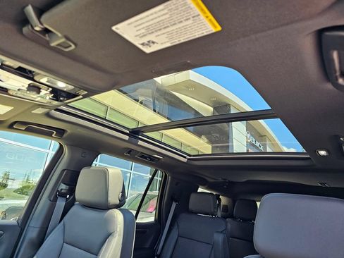 New 2026 Chevrolet Tahoe Z71 w/ Comfort Package AWD/4WD image 24