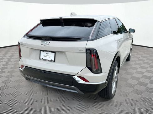 New 2027 Cadillac Optiq Premium Luxury AWD/4WD image 5