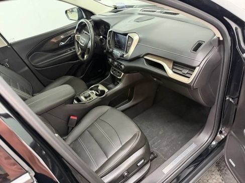 Used 2024 GMC Terrain Denali w/ Black Diamond Edition AWD/4WD image 35