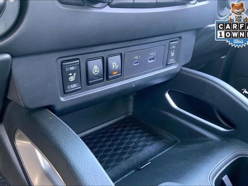 Used 2024 Nissan Frontier SL w/ Technology Package AWD/4WD image 33