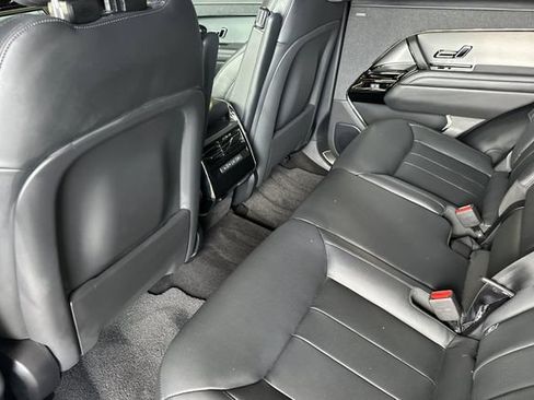 Used 2025 Land Rover Range Rover Sport Dynamic SE AWD/4WD image 11